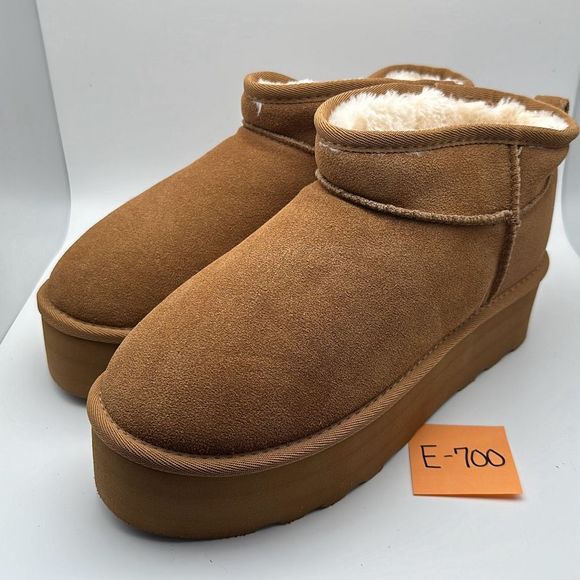 CUSHIONAIRE Women's Genuine Suede pull on platform boot +Memory Foam 9 CHESTNUT - Picture 3 of 7